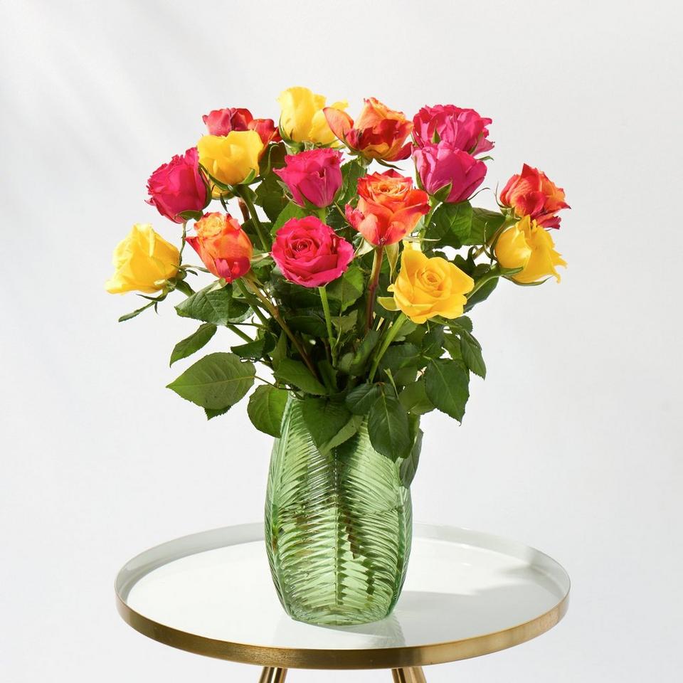 Deluxe Delightful Roses Letterbox