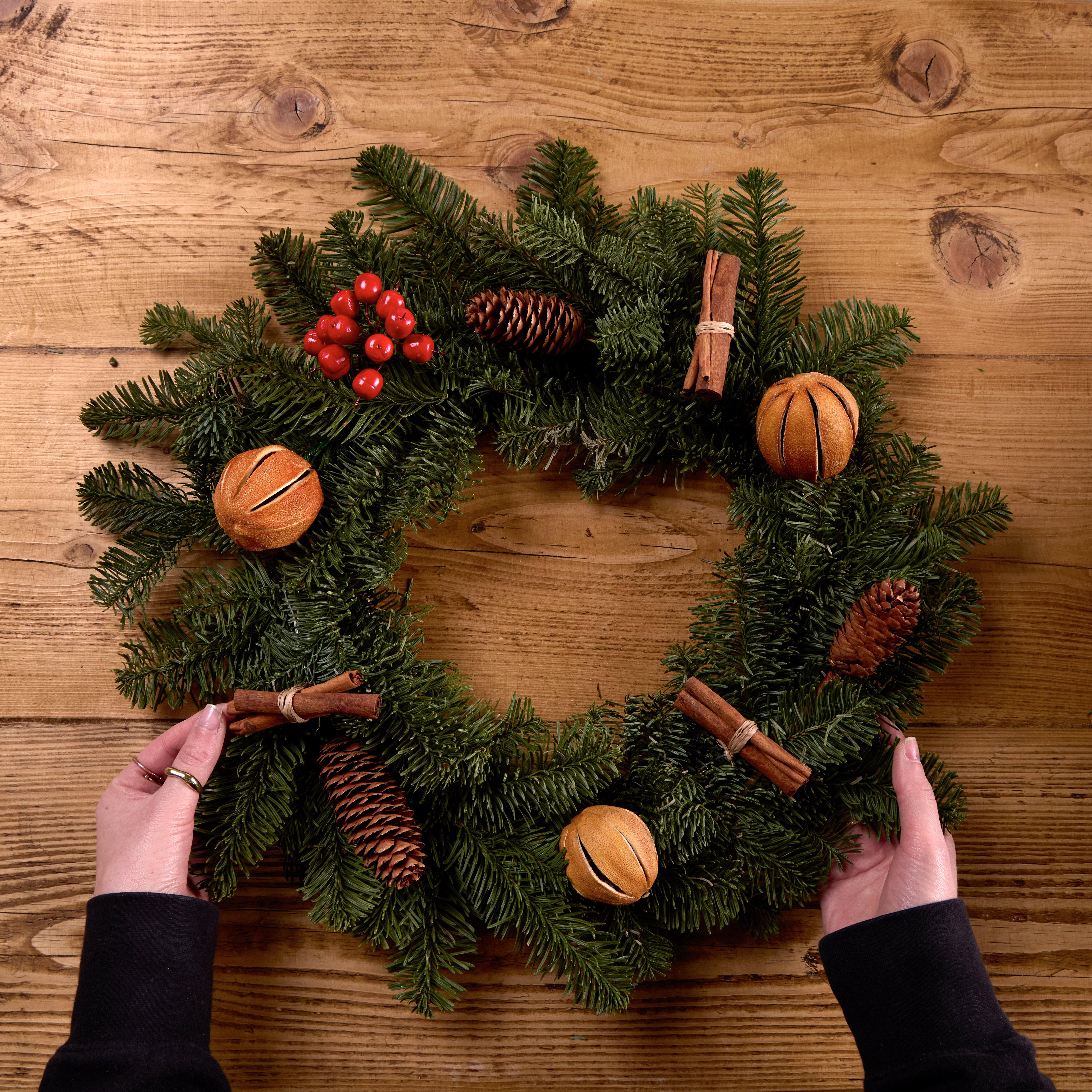 Wreath Making 12