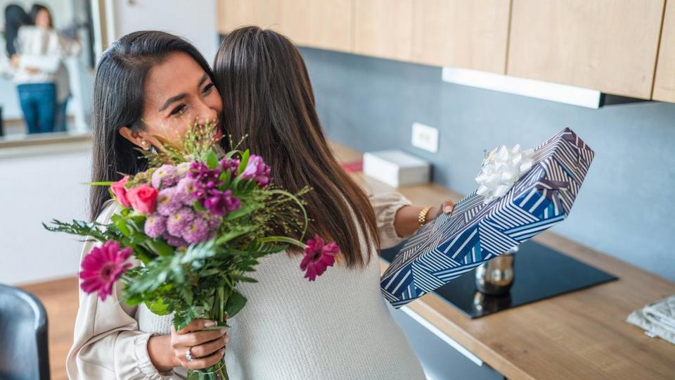 ff_congratulations_flowers