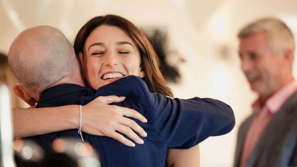 ff_father_daughter_hug