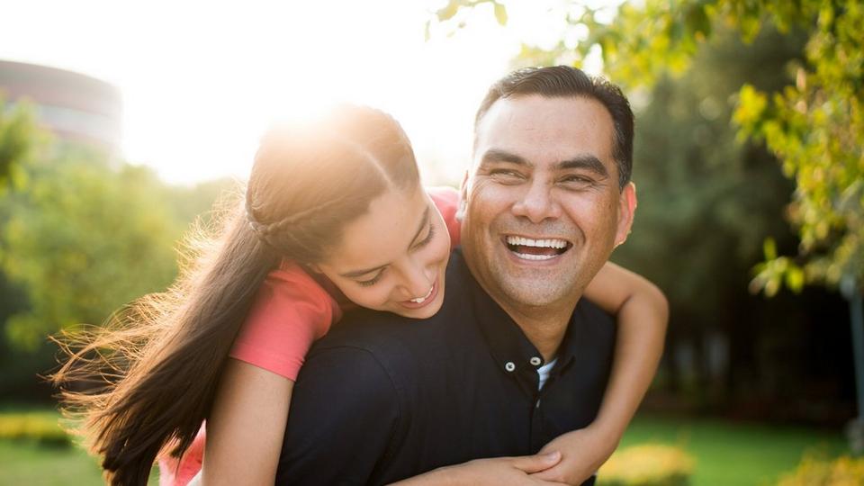 ff_father_laughing_piggyback