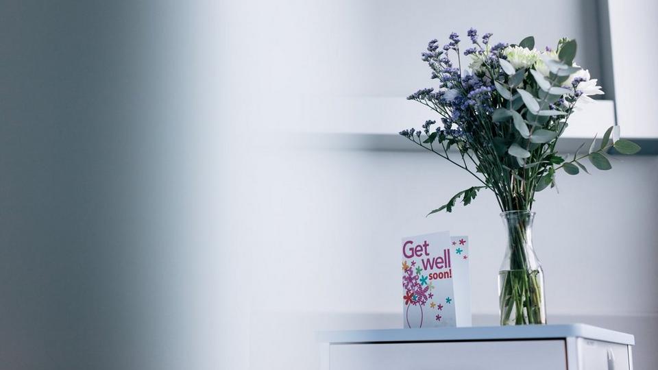 ff_get_well_soon_hospital_flowers