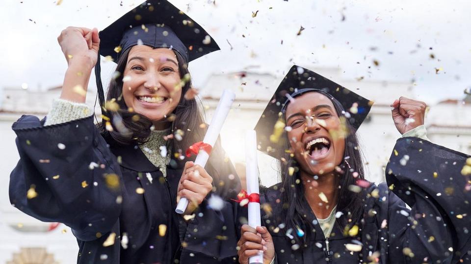 ff_graduation_confetti