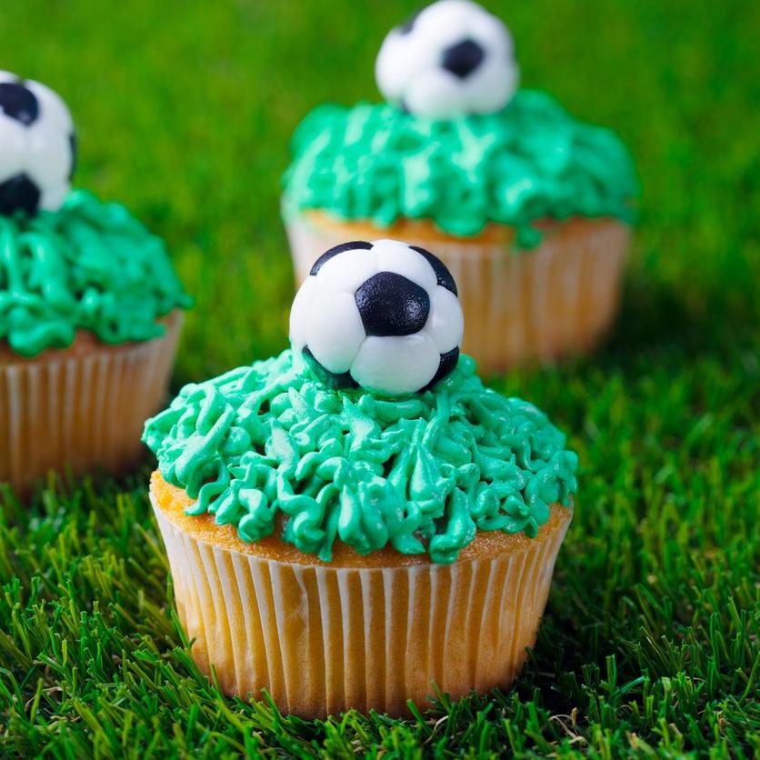 football-cupcake