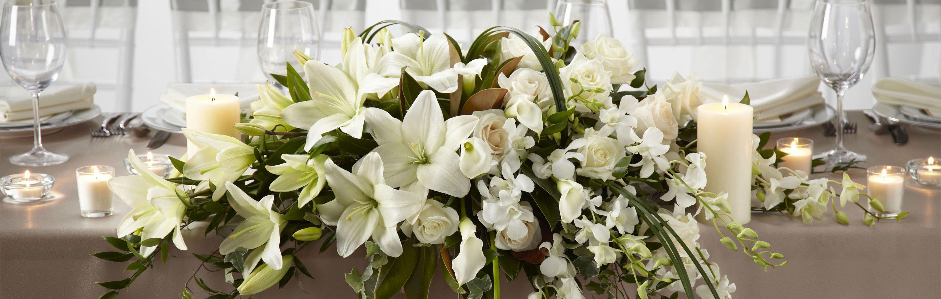 lily-white-table-decoration