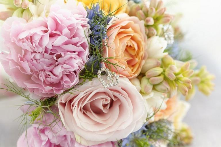 peonies-perfect-wedding-flower-1