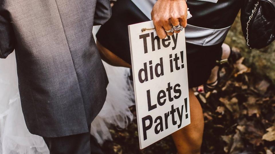 wedding-party-sign